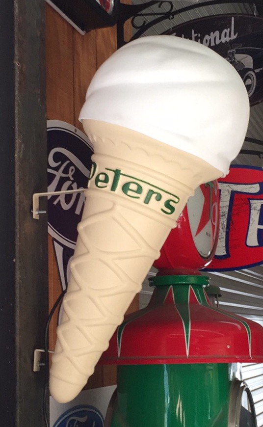 wall-mounted-signs-peters-ice-cream-ic001