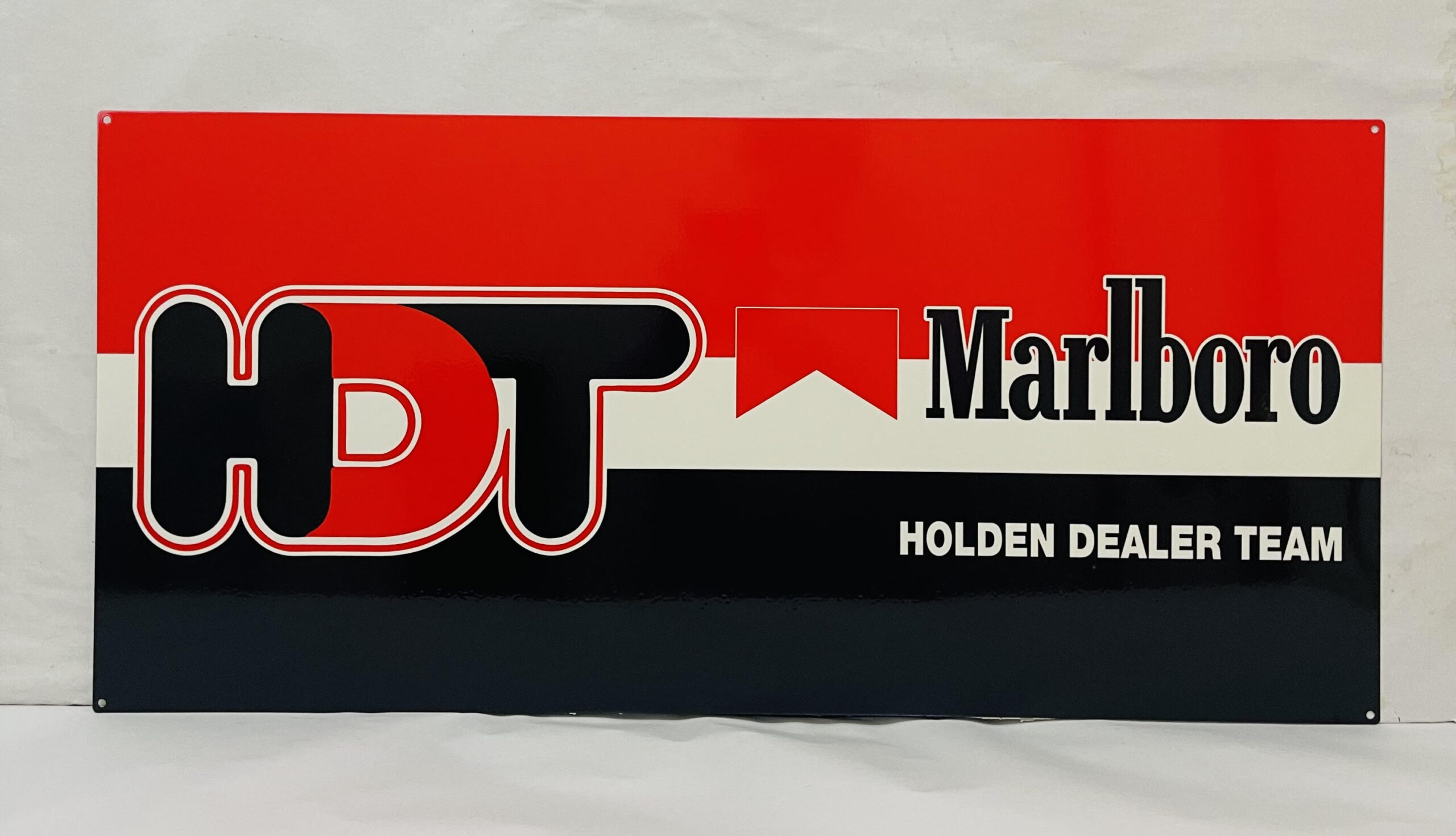 HDT Marlboro metal tin sign